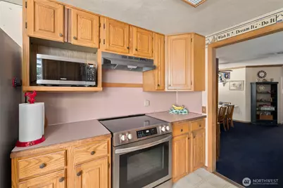 685 NE Regatta Street, Oak Harbor, WA 98277 - Photo 11