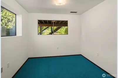 9114 31st Avenue NW, Seattle, WA 98117 - Photo 21