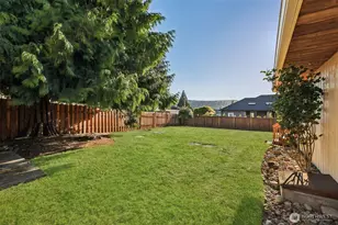 272 Prestwick Dr, Camano Island, WA 98282 - Photo 19