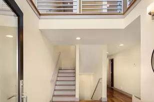 2619 Warren Ave N, Seattle, WA 98109 - Photo 3