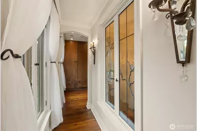 7195 NE High School Road, Bainbridge Island, WA 98110 - Photo 15
