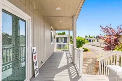 7508 47th Avenue NE #11, Marysville, WA 98270 - Photo 3