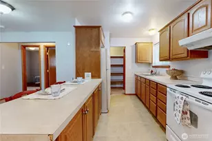 735 NE Spitzenburg St, College Place, WA 99324 - Photo 13