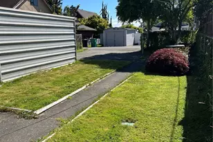 2219 Rockefeller Ave, Everett, WA 98201 - Photo 5