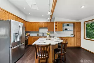 5221 120th Ave SE, Bellevue, WA 98006 - Photo 9
