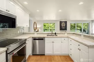 2334 Thorndyke Ave W, Seattle, WA 98199 - Photo 19