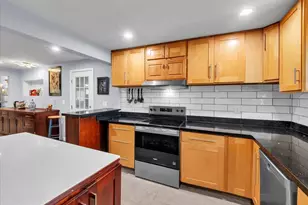 1302 SW Bay St, Port Orchard, WA 98366 - Photo 9