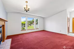 427 S 32nd Pl, Mount Vernon, WA 98274 - Photo 5