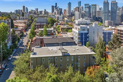 435 Summit Avenue E #402, Seattle, WA 98102 - Photo 29