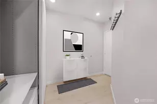 435 Summit Ave E, Seattle, WA 98102 - Photo 3