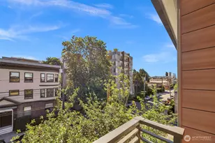 435 Summit Ave E, Seattle, WA 98102 - Photo 19