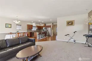 6338 Victoria Ave SE, Auburn, WA 98092 - Photo 11