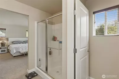 6338 Victoria Avenue SE, Auburn, WA 98092 - Photo 17