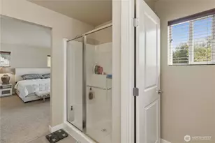 6338 Victoria Ave SE, Auburn, WA 98092 - Photo 17