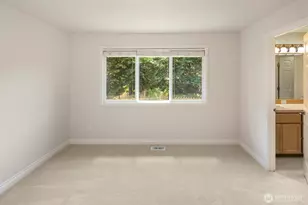 26817 SE 22nd Ct, Sammamish, WA 98075 - Photo 29