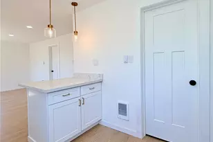 615 S Hawthorne St, Tacoma, WA 98465 - Photo 11