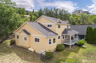 915 S Lakeshore Rd, Chelan, WA 98816 - Photo 35
