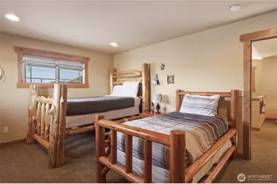 915 S Lakeshore Road, Chelan, WA 98816 - Photo 27