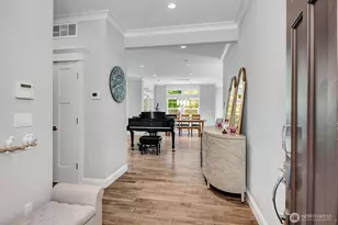 9950 SE 39th St, Mercer Island, WA 98040 - Photo 3