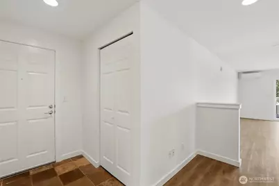 823 Davis Place S #104, Seattle, WA 98144 - Photo 5