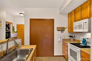 512 Darby Dr, Bellingham, WA 98226 - Photo 7