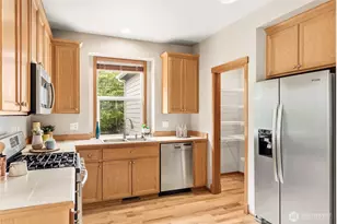17123 Parkside Way SE, Renton, WA 98058 - Photo 11