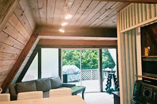 90 E Falls Pl E, Belfair, WA 98528 - Photo 27