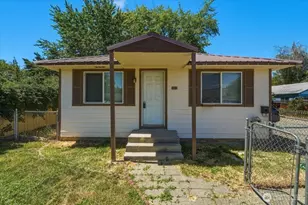 1012 Yale Ave, Wenatchee, WA 98801 - Photo 3