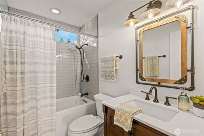 15027 SE Fairwood Boulevard, Renton, WA 98058 - Photo 15