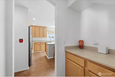 16511 38th Street E, Lake Tapps, WA 98391 - Photo 7