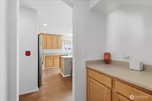 16511 38th St E, Lake Tapps, WA 98391 - Photo 7