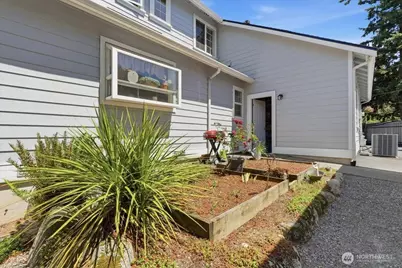 16511 38th Street E, Lake Tapps, WA 98391 - Photo 33