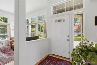 16511 38th Street E, Lake Tapps, WA 98391 - Photo 3