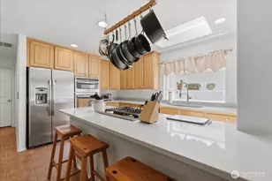 16511 38th St E, Lake Tapps, WA 98391 - Photo 9