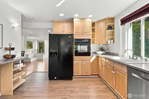 4616 49th Ave S, Seattle, WA 98118 - Photo 11