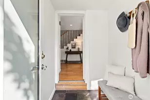 4616 49th Ave S, Seattle, WA 98118 - Photo 3