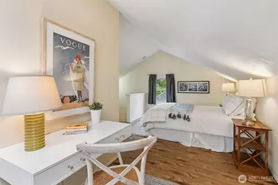 346 NE 58th Street, Seattle, WA 98105 - Photo 15