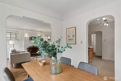346 NE 58th Street, Seattle, WA 98105 - Photo 5