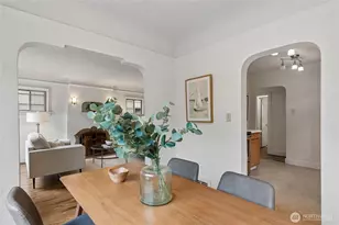 346 NE 58th St, Seattle, WA 98105 - Photo 5