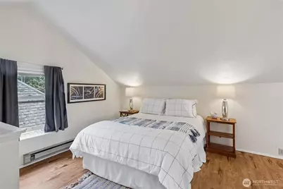 346 NE 58th Street, Seattle, WA 98105 - Photo 13