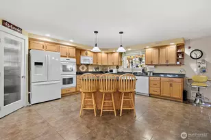 4610 N Defiance St, Tacoma, WA 98407 - Photo 9