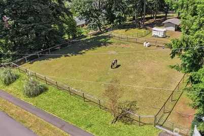16505 38th Street E, Lake Tapps, WA 98391 - Photo 3