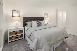 2119 Sahalee Dr W, Sammamish, WA 98074 - Photo 19