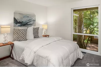 2119 Sahalee Drive W, Sammamish, WA 98074 - Photo 27