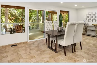 2119 Sahalee Drive W, Sammamish, WA 98074 - Photo 15