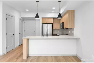 820 N State Street #606, Bellingham, WA 98225 - Photo 3