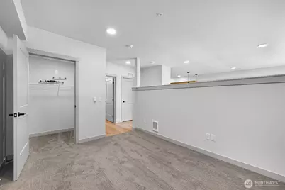 820 N State Street #606, Bellingham, WA 98225 - Photo 15