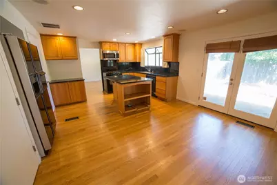2500 167th Place NE, Bellevue, WA 98008 - Photo 11