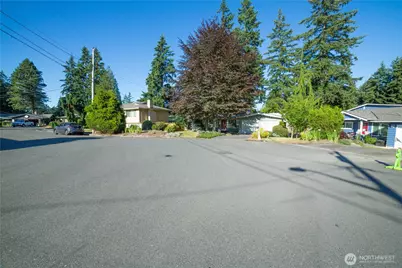 2500 167th Place NE, Bellevue, WA 98008 - Photo 35