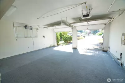 2500 167th Place NE, Bellevue, WA 98008 - Photo 31